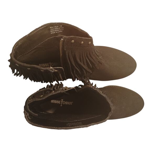 Minnetonka Bandera Women's Fringe Studded Zip Ankle Boot Black Suede Size 10 New - Picture 7 of 8
